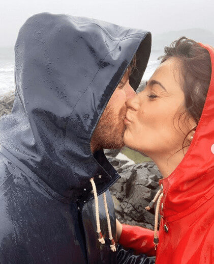 Elysia Rotaru Kissing Her Boyfriend Now Husband